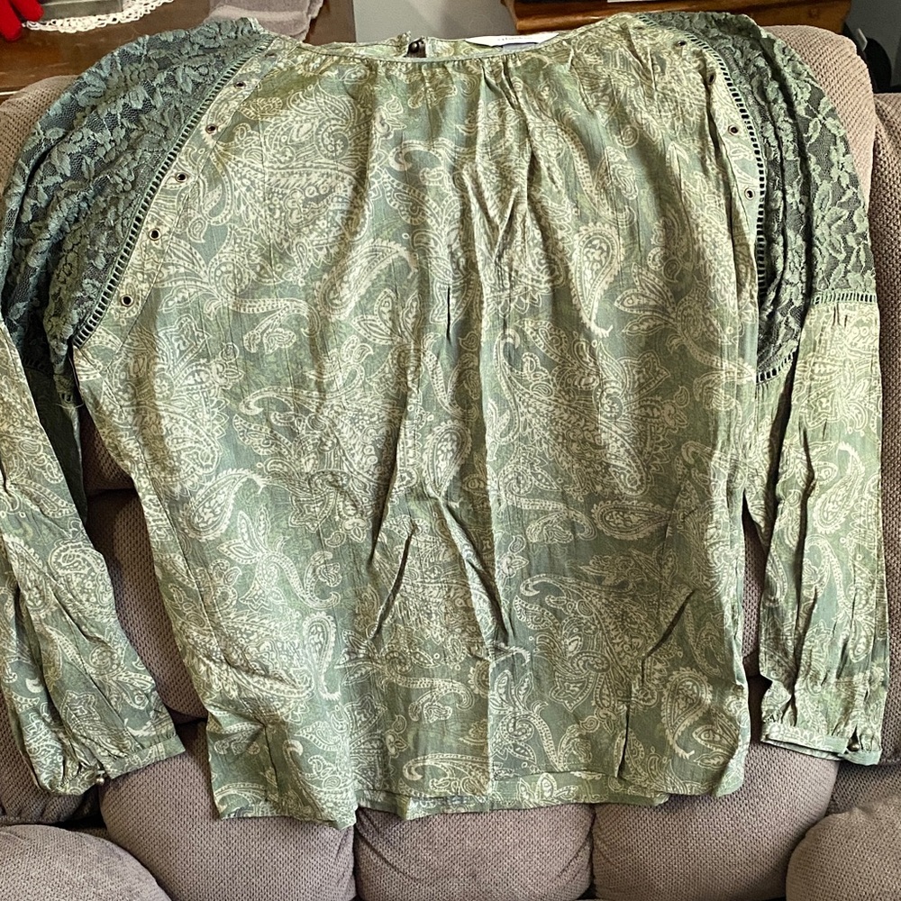 CJ Banks Green Paisley Blouse with Lace Sleeves